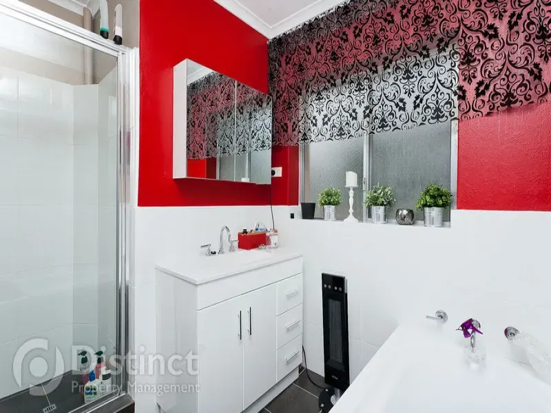 62 Richard Avenue, Crestwood, photo 6