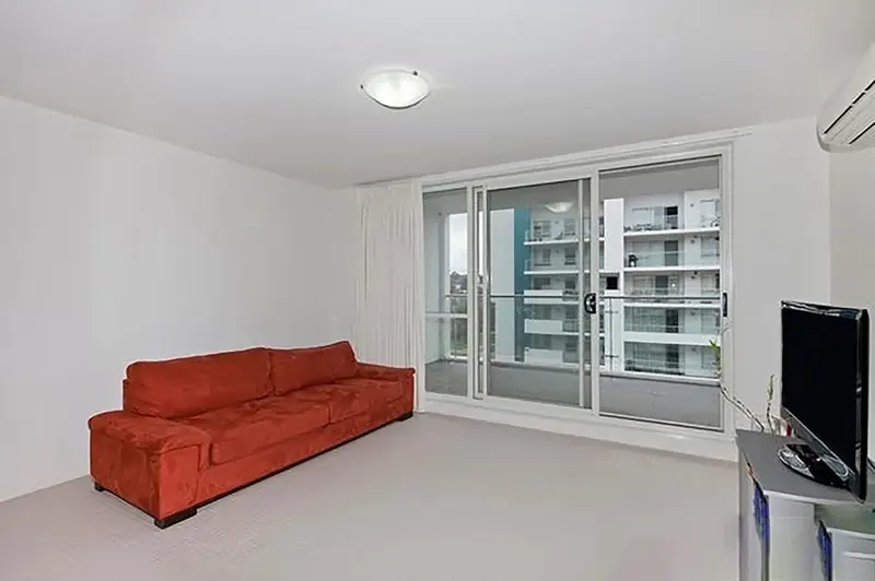 128/64 College Street, Belconnen, photo 4