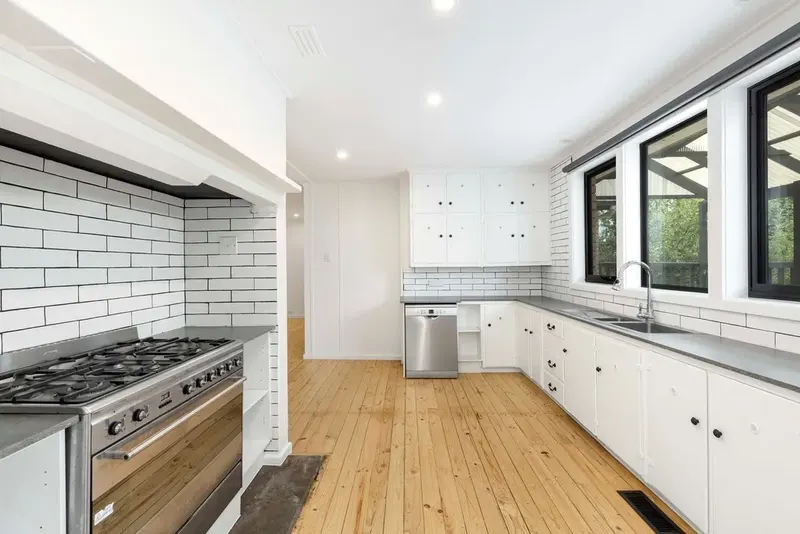 19 Bundeela Street, Narrabundah, photo 5