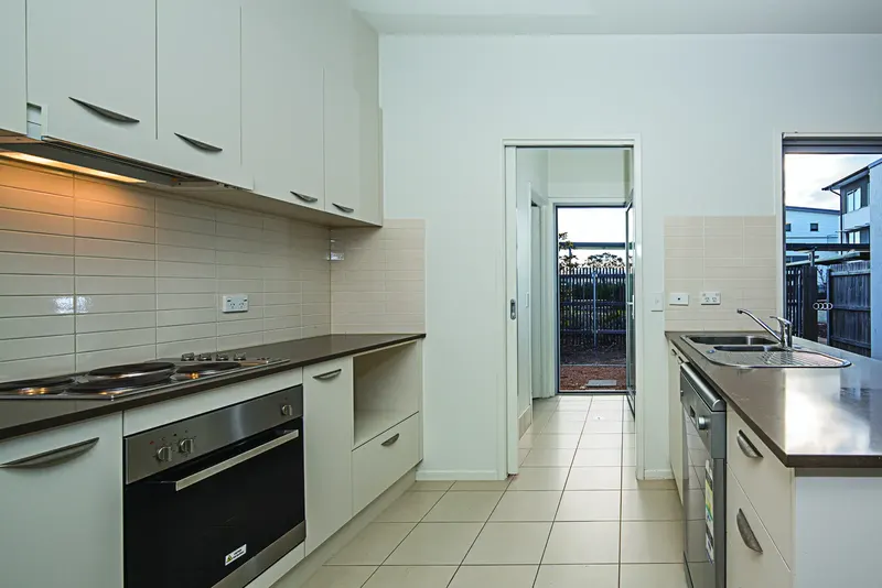 62/329 Flemington Road, Franklin