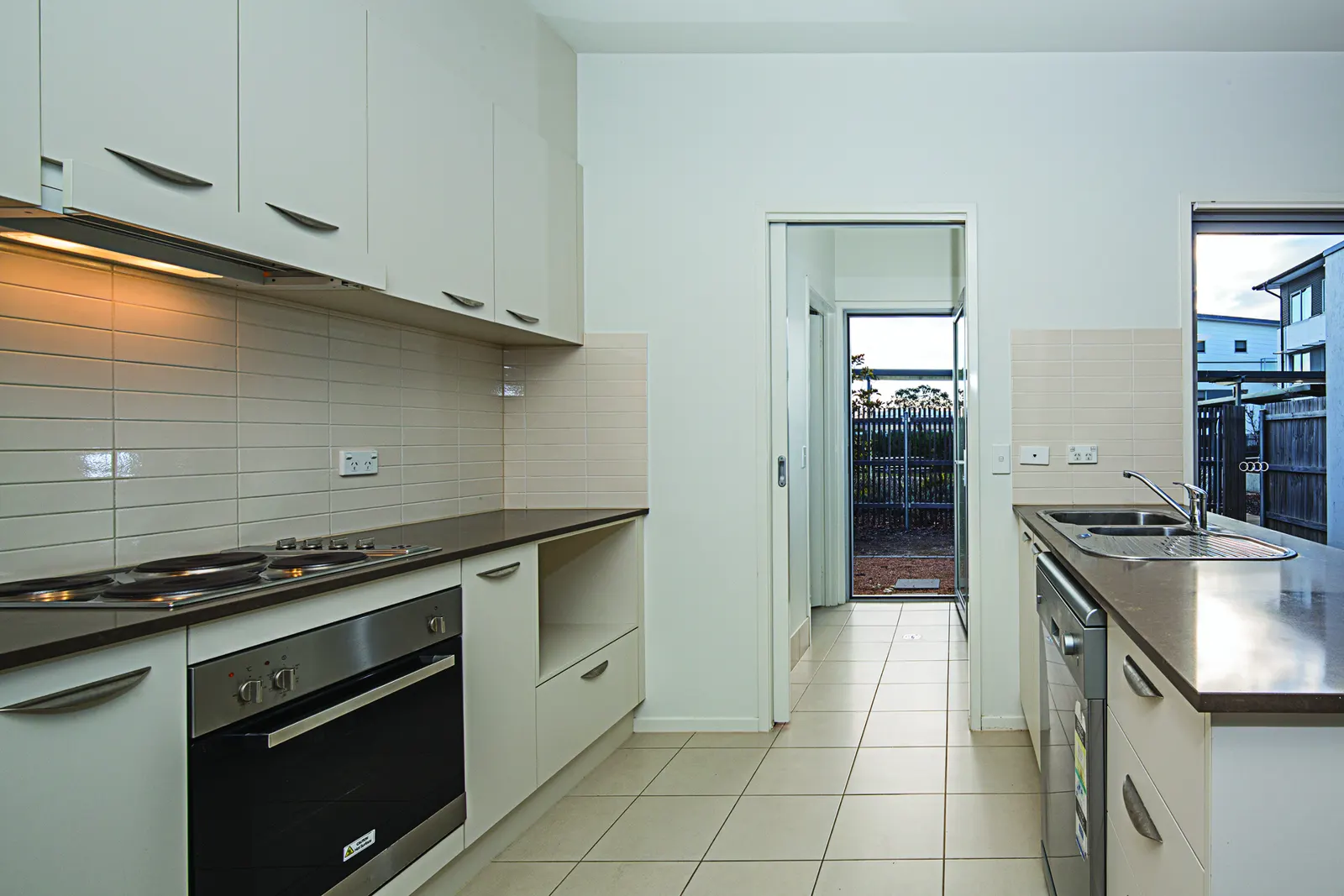 62/329 Flemington Road, Franklin, photo 1