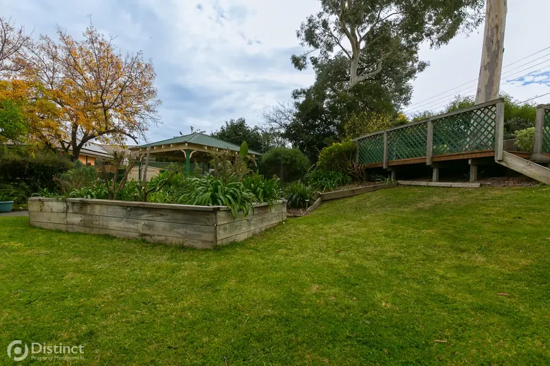 5 Simon Place, Kambah, photo 17