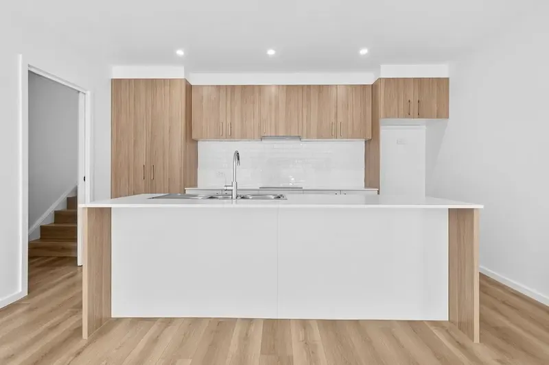 37 Sculthorpe Avenue, Whitlam, photo 5