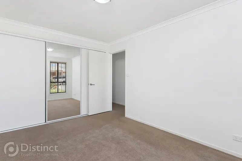 28 John Holt Street, Macgregor, photo 8