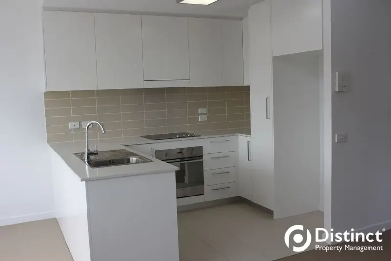141/116 Easty Street, Phillip, photo 3