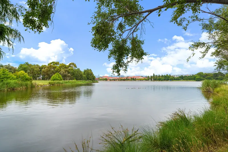 18/167 Mortimer Lewis Drive, Greenway, photo 19