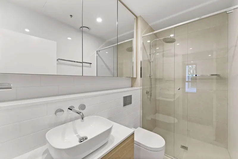 209/21 Captain Cook Crescent, Griffith, photo 13