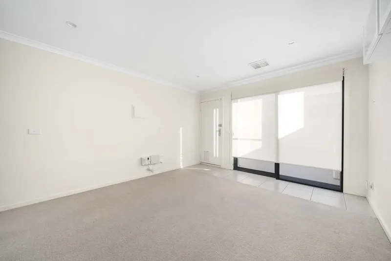 63/36 Dulcie Holland Crescent, Moncrieff, photo 4