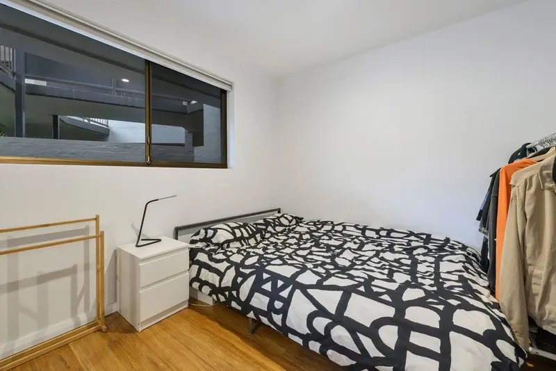 106/10 Currie Crescent, Griffith, photo 11