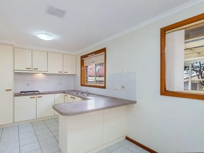 29 Bungaree Crescent, Ngunnawal, photo 8