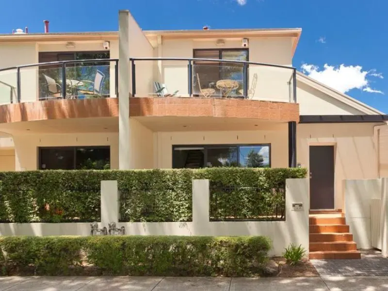 22 Macleay Street, Turner, photo 8