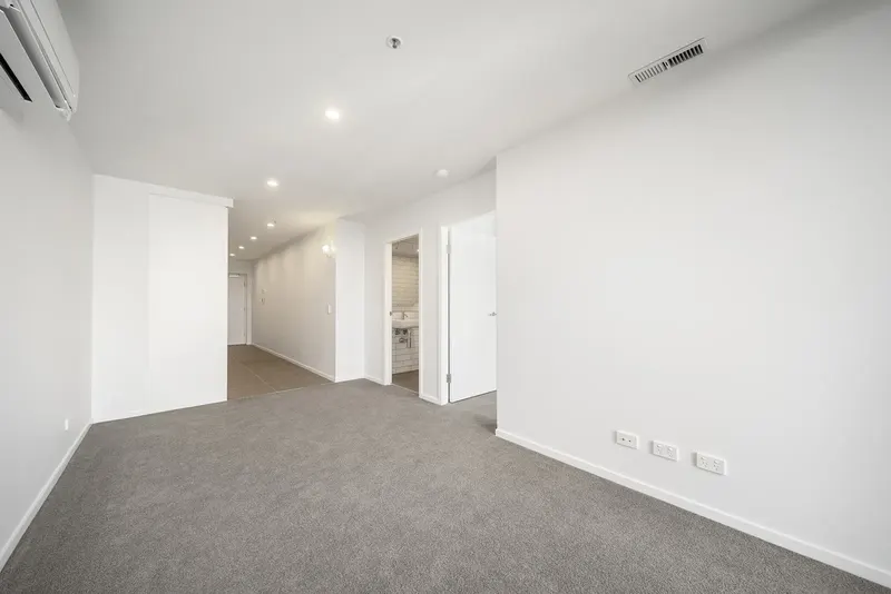 1103/90 Swain Street, Gungahlin, photo 7