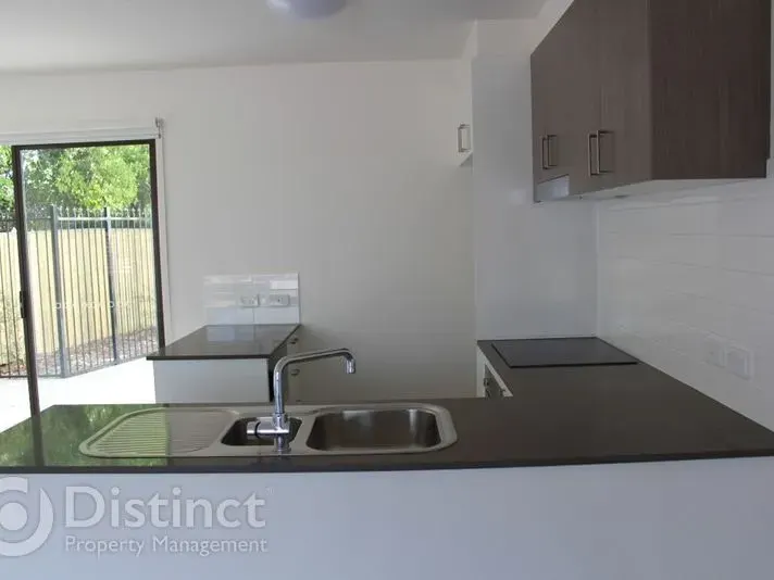 32/39 Jerrabomberra Avenue, Narrabundah, photo 3