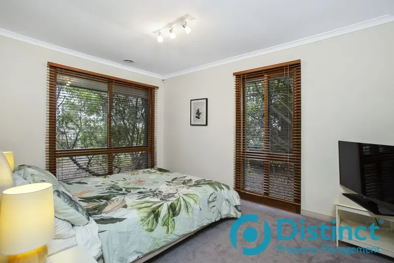 6 Parer Street, Scullin, photo 13