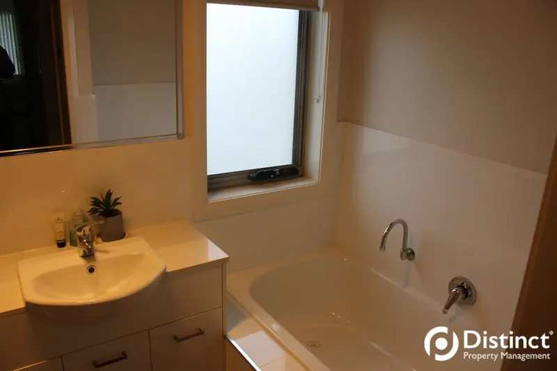 52 Francis Forde Boulevard, Forde, photo 7