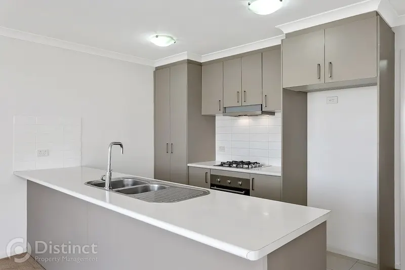 28 John Holt Street, Macgregor, photo 2