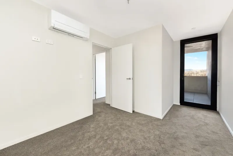 628/335 Anketell Street, Greenway, photo 6