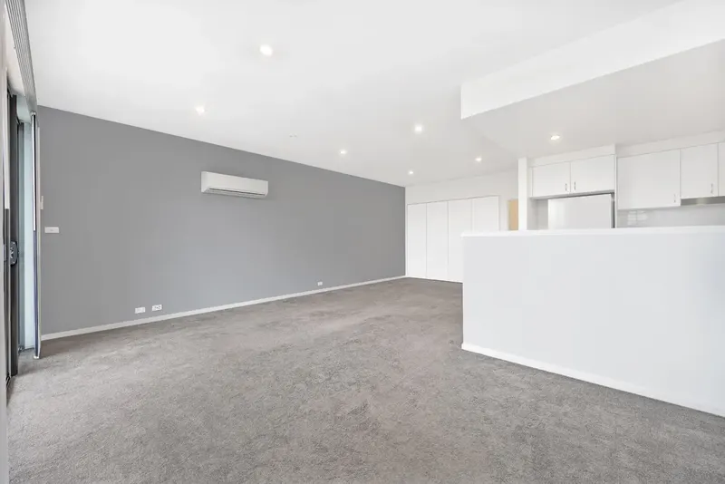 14/1 Drew Street, Greenway, photo 4