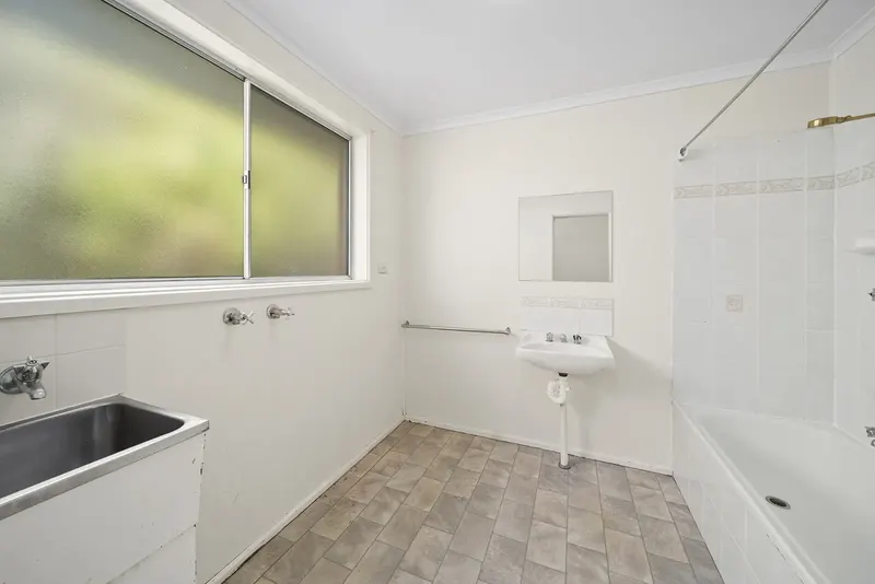 2/3 Carron Street, Page, photo 8