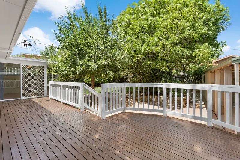6 Allwood Street, Chifley ACT 2606, photo 6