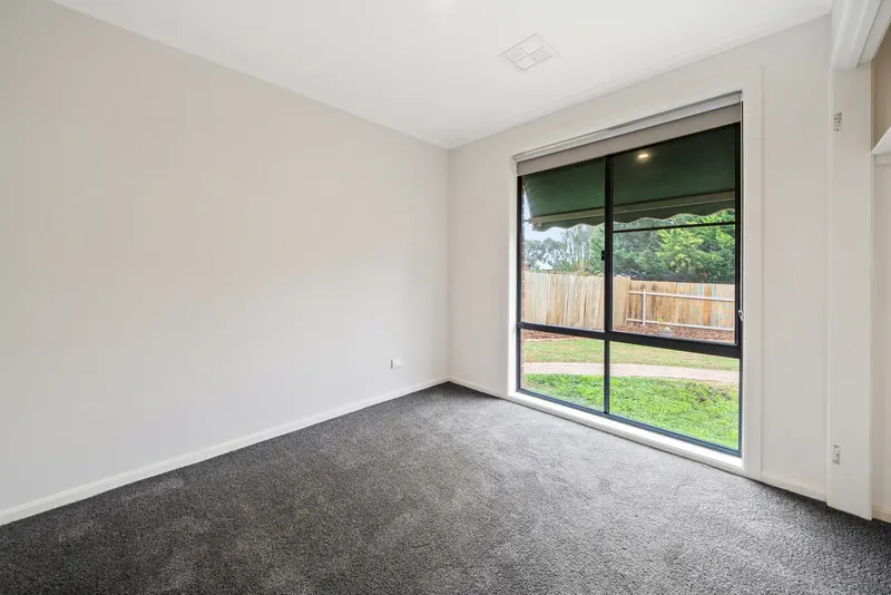 33 Dobell Circuit, Conder, photo 11