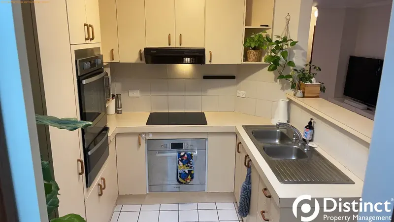 22/21 Cossington Smith Crescent, Lyneham, photo 2