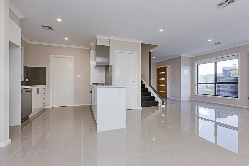 25 Bill Leng Street, Coombs, photo 3