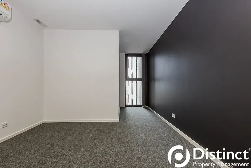 1710/120 Eastern Valley Way, Belconnen, photo 6