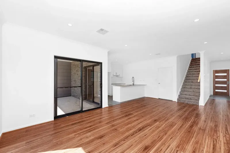 6/3 Phippard Court, Watson, photo 3