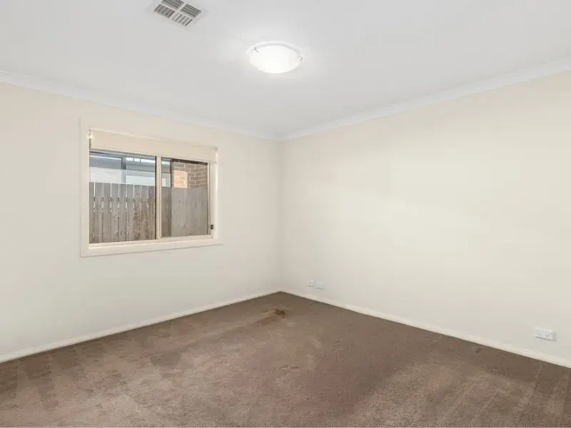 205 Jabanungga Avenue, Ngunnawal, photo 11