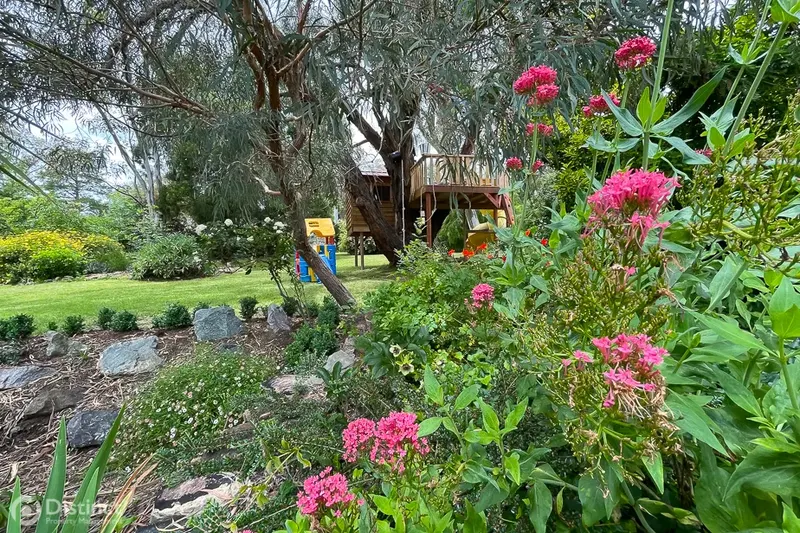 48 Holmes Crescent, Campbell, photo 18
