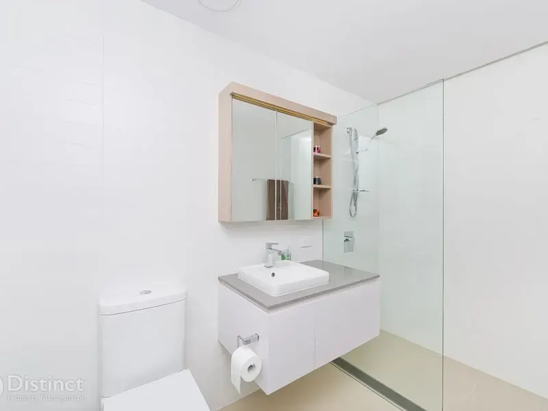 1/97 Eastern Valley Way, Belconnen, photo 6