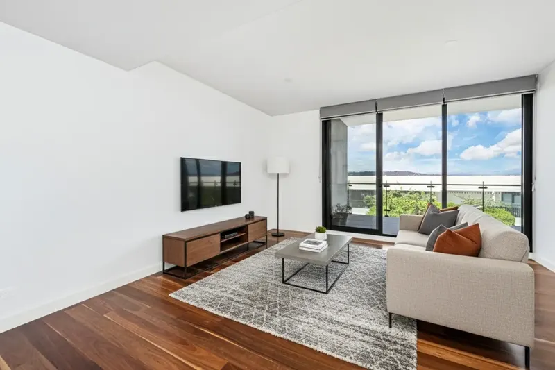 703/4 Anzac Park, Campbell