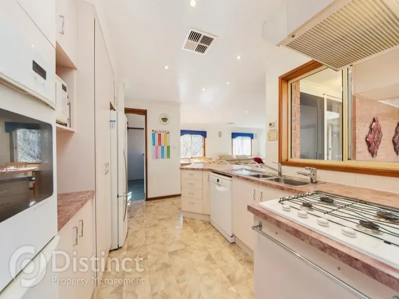 15 Smeaton Circuit, Banks, photo 2