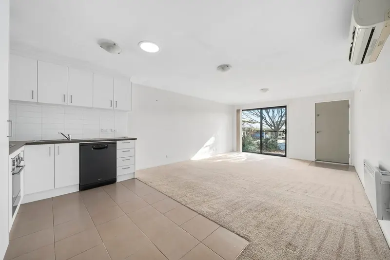 17 Whitmore Crescent, Watson, photo 4