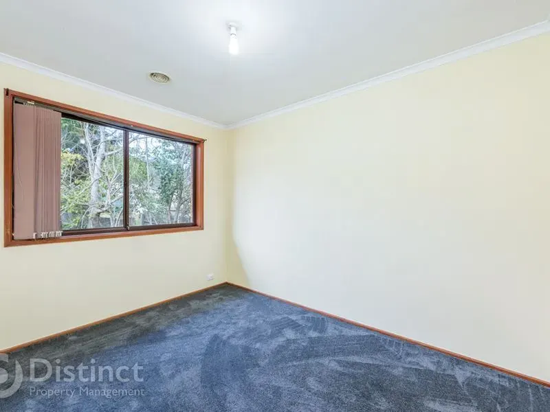 8 Laby Place, Theodore, photo 6