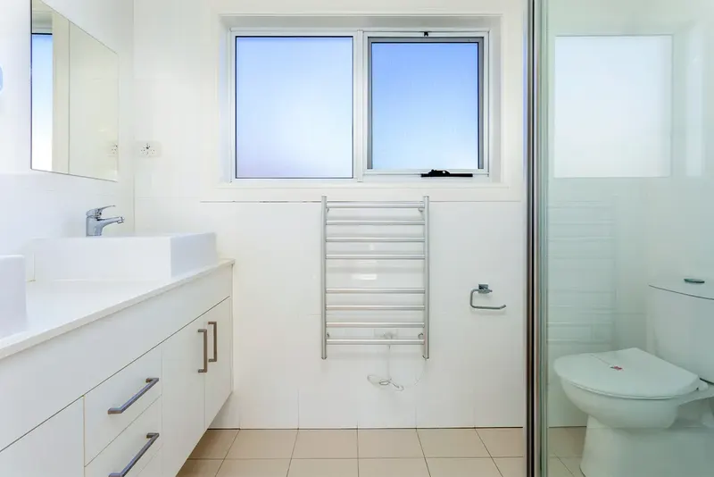 27 Donald Horne Street, Franklin, photo 7