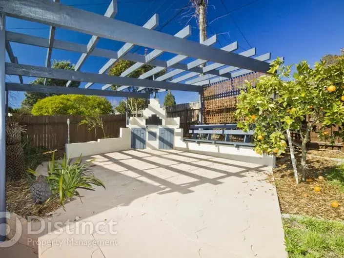 29 Maclaurin Crescent, Chifley, photo 9