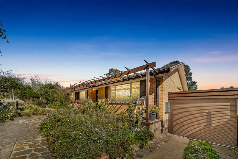 18 Ardlethan Street, Fisher, photo 17