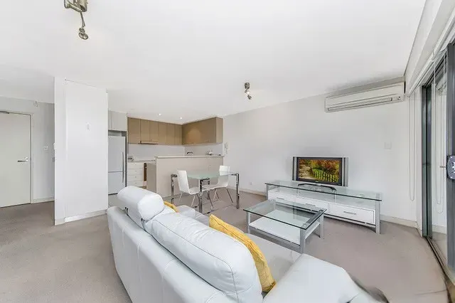 213/38 Gozzard Street, Gungahlin, photo 2