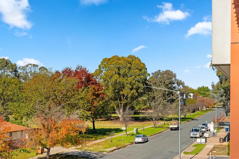 27/90 Lowanna Street, Braddon, photo 16