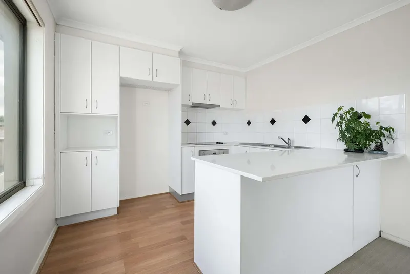 36 Huyer Street, Gungahlin, photo 2