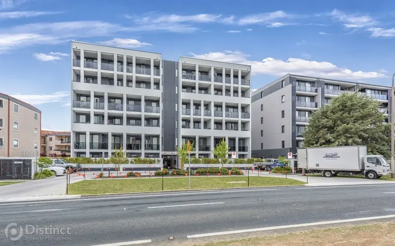 2/109 Canberra Avenue, Griffith