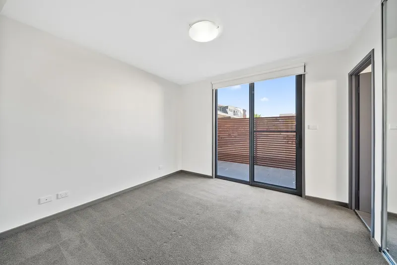 37/41 Clare Burton Crescent, Franklin, photo 9