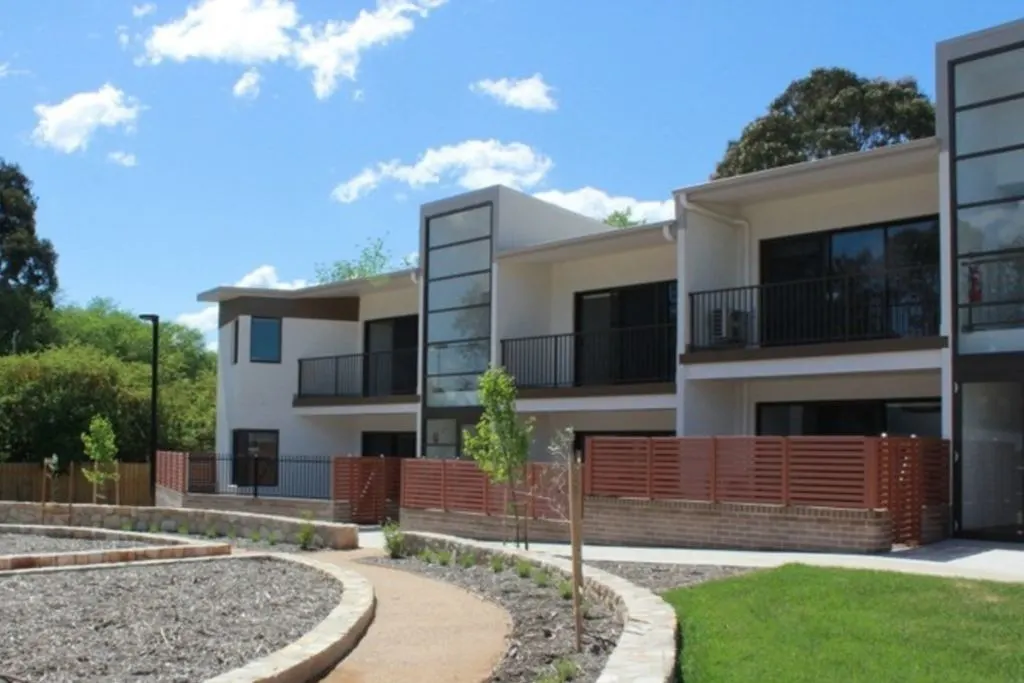24/39 Jerrabomberra Avenue, Narrabundah, photo 1