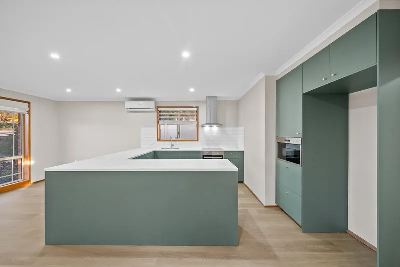 65 Bellchambers Crescent, Banks, photo 2