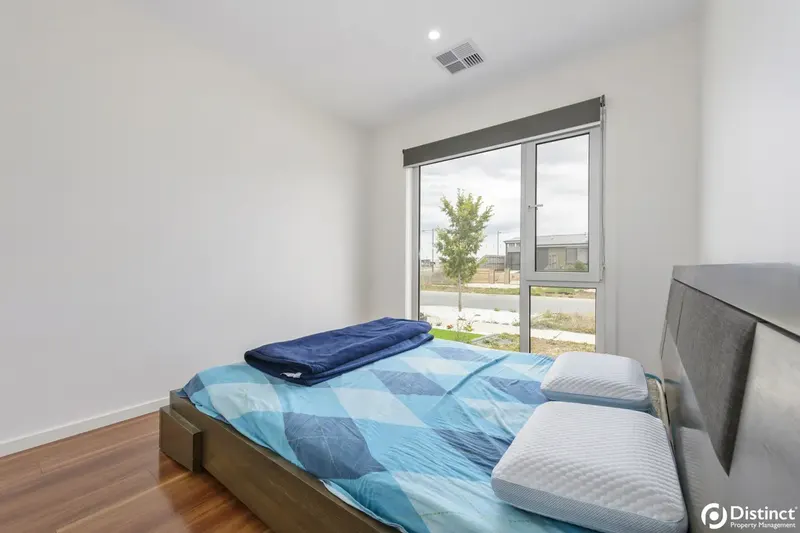 17 Briger Street, Taylor ACT 2913, photo 4