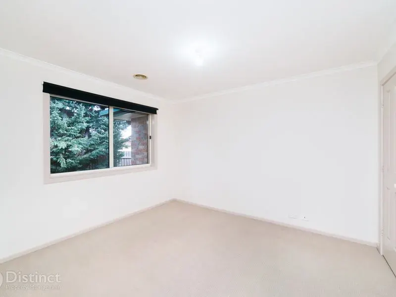 18 Coolgardie Street, Dunlop, photo 5