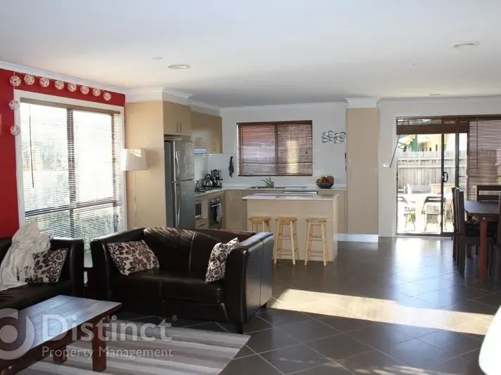 4/49-51 Donald Road, Queanbeyan, photo 4