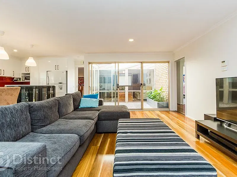 12 Westbury Circuit, Nicholls, photo 4